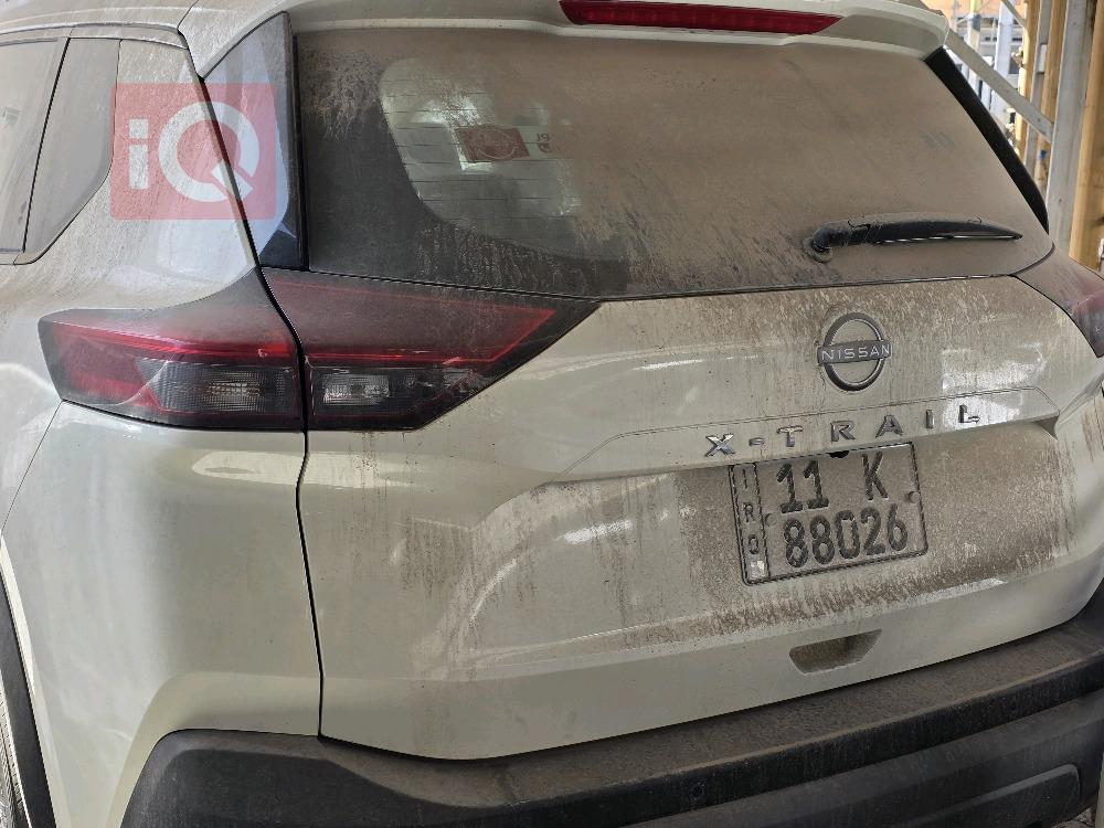 نيسان إكستيرا